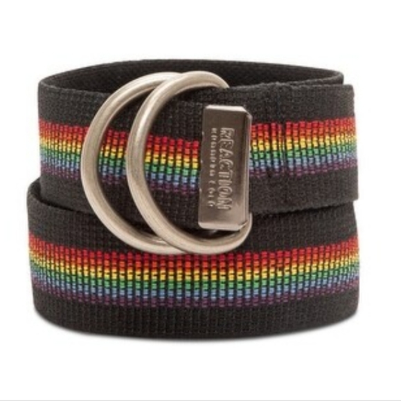 Kenneth Cole Reaction Men's Printed Webbing Belt - Picture 2 of 10